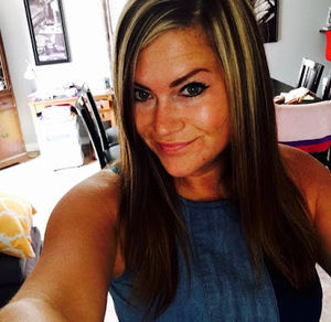 Meet your Posher, Andrea